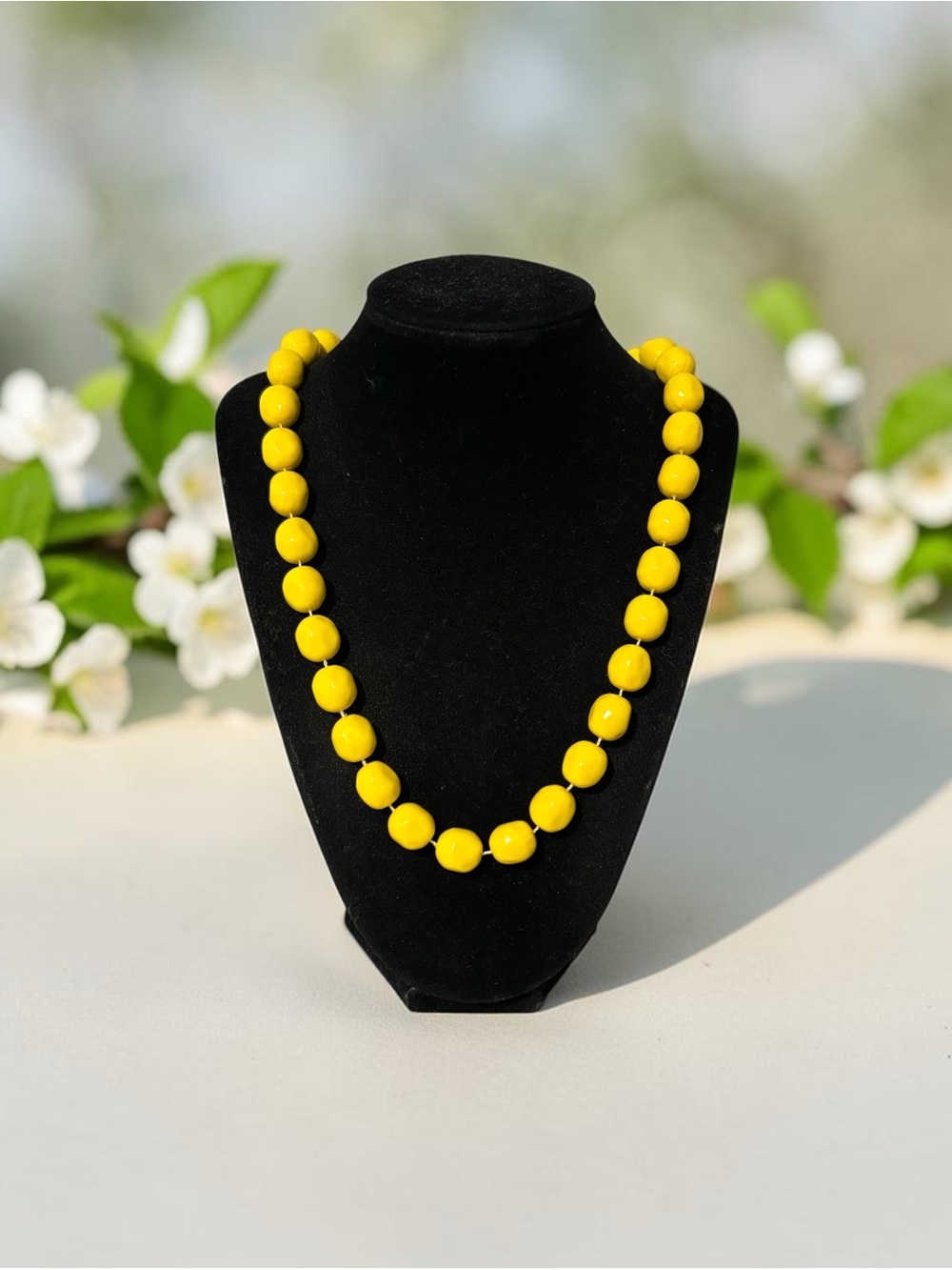 Unique Vintage Bubblegum Yellow Beaded Necklace 24β